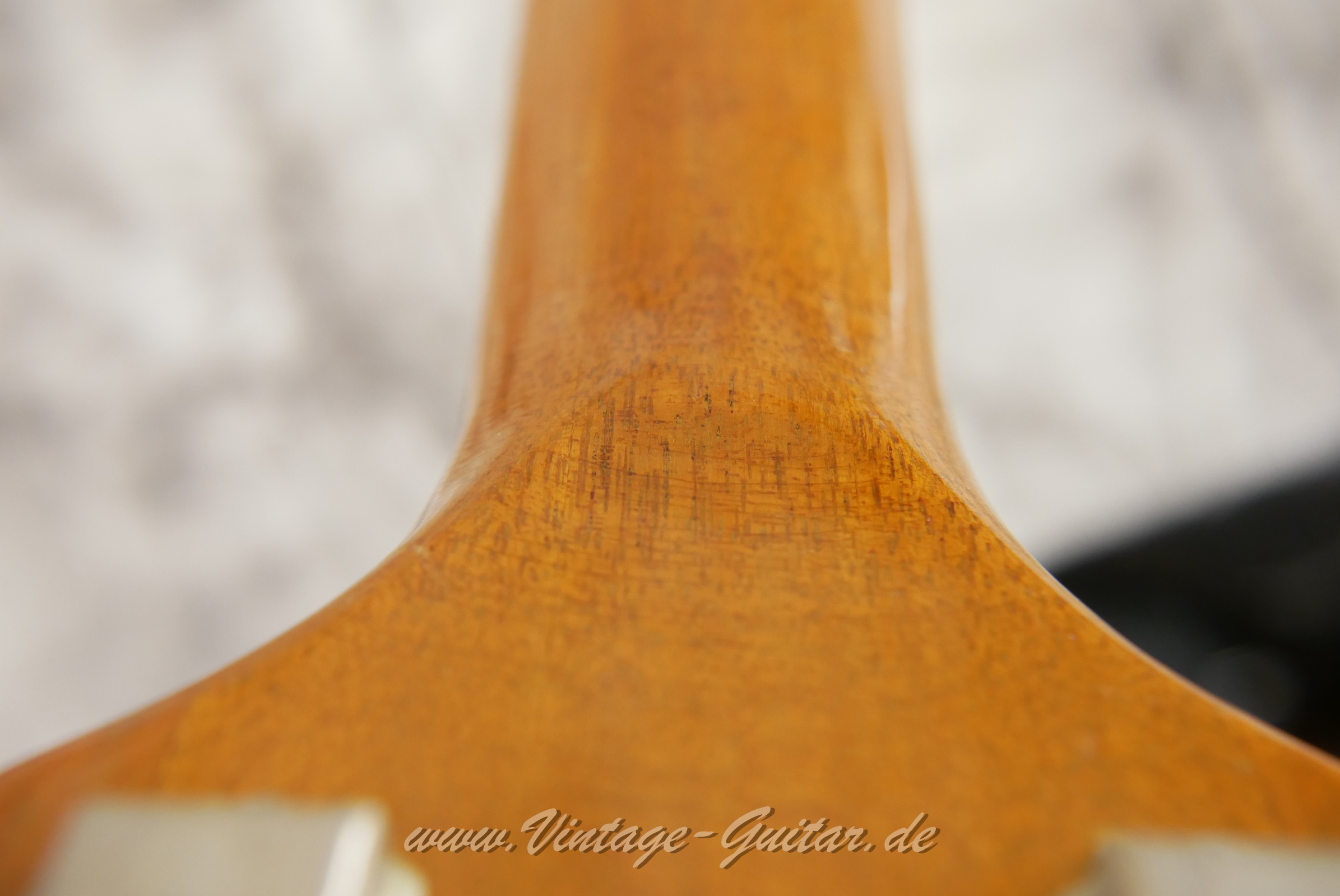 img/vintage/5591/Gibson_Les Paul_Deluxe_Goldtop_1969_1970-013.JPG